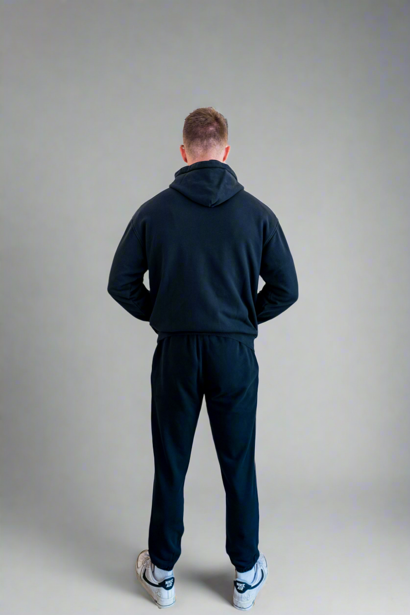 Essential Trackpants - Black